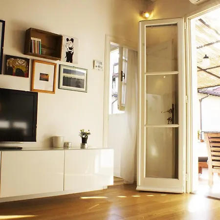Ambrogio Apartment