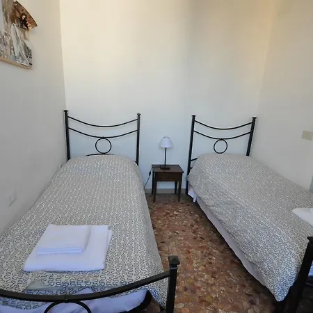 Ambrogio Apartment